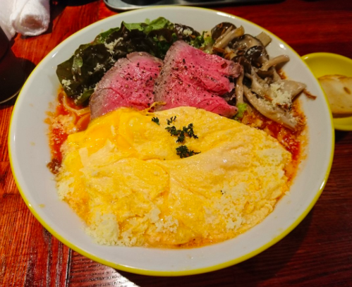 オムライス×ラーメン！「麺昇神の手」の”オムラーメン”に注目👀✨