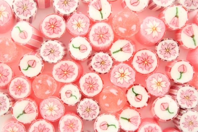 春をプレゼントしよう🌸「papabubble ／パパブブレ」から、桜にちなんだお菓子を発売♡