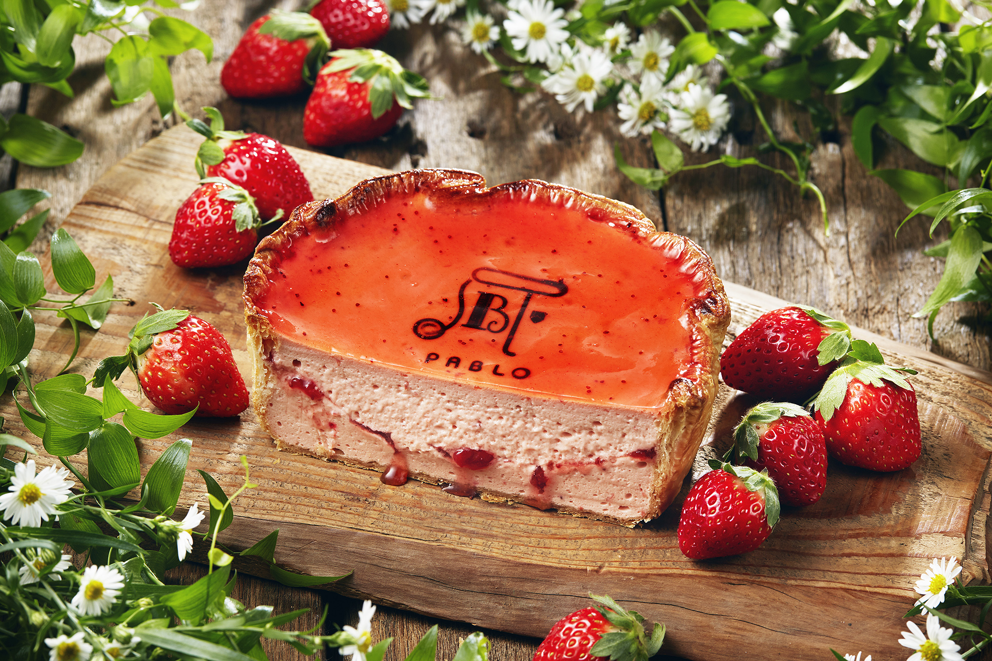 3日間限定販売❣️PABLOの「つぶつぶいちごチーズタルト」🍓🍓🍓