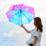 【まるでオーロラ🥺✨】Wpc.™からオーロラの様にキラキラ表情の変わる ビニール傘が登場🌈💙