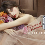 【JILL STUART 】 15 周年新作コレクション「Millions of Blossoms」発売 ✨ 花蜜のような濃密なツヤを実現したリップ「ルージュ リップブロッサム」新登場🌹