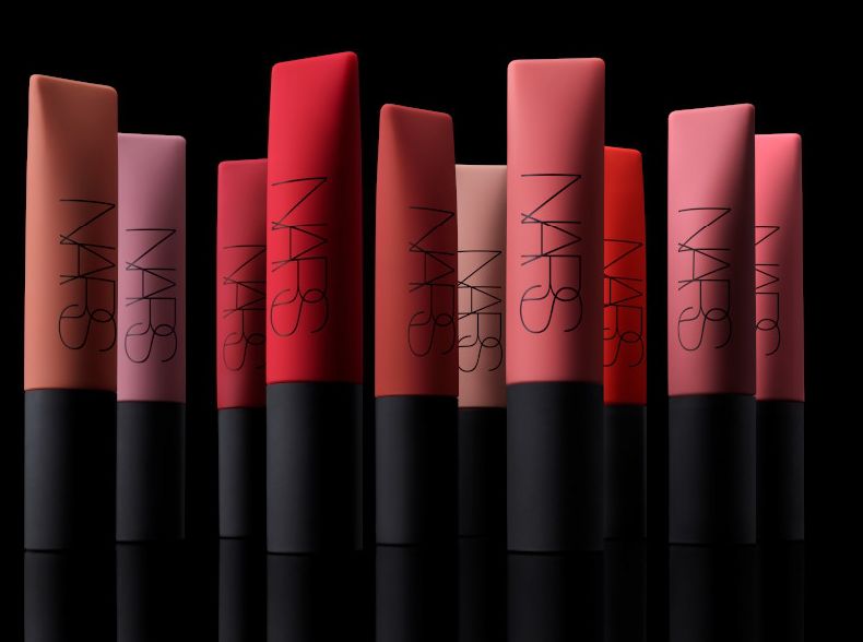 カスタムデザインされたアプリケーターが、求めていた快適さを実現💄✨NARS 「 エアーマット リップカラー」11月13日発売🌹