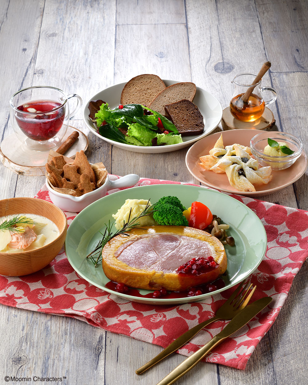 【ムーミンカフェ】北欧の魅力たっぷりの 「冬の食卓ディナーコース」が期間限定登場🍽🧣❄️
