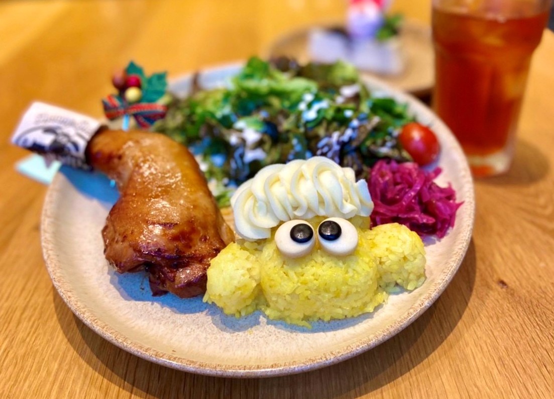 【ひつじのショーンビレッジ ショップ＆カフェ】新ドリンクとクリスマス限定メニューを販売🐏🤍🎄🌟