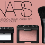 【NARS】アイコニックアイテムをセットした「オン ザ グロウ トラベル チークセット」が3月18日(金)に数量限定発売😌💗